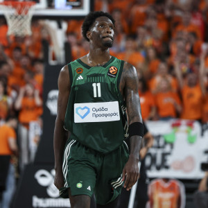 Το βίντεο του Χέιζ - Ντέιβις για τα playoffs κόντρα στη Βαλένθια: «Δυστυχώς, οι κακοί νίκησαν...»