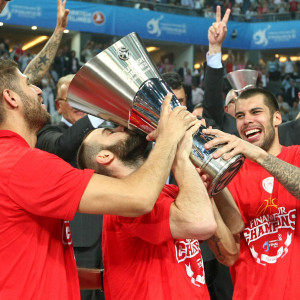 «Τα καταφέραμε κόντρα σε όλα τα προγνωστικά»: Σαν σήμερα η EuroLeague του Ολυμπιακού στην Κωνσταντινούπολη!