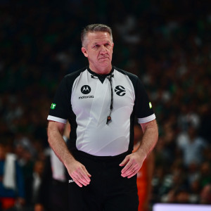 Οι διαιτητές του τελικού της EuroLeague ανάμεσα στον Ολυμπιακό και τη Ρεάλ