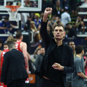 O Μπαρτζώκας έδωσε το σύνθημα ενόψει τελικού: «Να είμαστε ταπεινοί και συγκεντρωμένοι» (video)