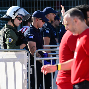 Παρεξήγηση με αστυνομικό και Παναγιώτη Αγγελόπουλο: «Και τι έγινε που είναι ο πρόεδρος» (vid)