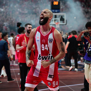 Ξέσπασμα Φουρνιέ: Ο Ολυμπιακός πήρε την EuroLeague και ο Γάλλος έβγαλε την κραυγή του πρωταθλητή!