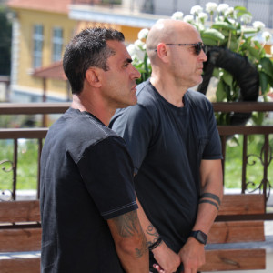 Θλίψη και οδύνη στο τελευταίο «αντίο» στον Παρασκευά Άντζα - Συντετριμμένοι οι πρώην συμπαίκτες του