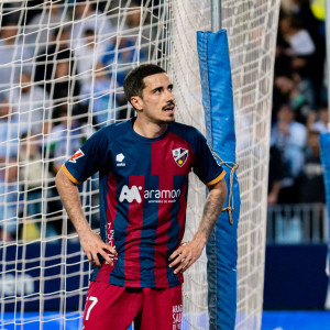 «Δίχτυα» της Καλαμάτας στον Ισπανό αμυντικό της Ουέσκα, Αλόνσο