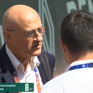 Απίθανο σκηνικό με τενίστα στο Roland Garros - «Πρέπει να πάω τουαλέτα, θα τα κάνω πάνω μου» (video)