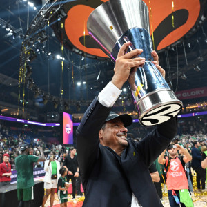 Όταν «ράφτηκε» το 7ο: Η ανάρτηση της EuroLeague για την σπουδαιότερη στιγμή του Αταμάν με τον Παναθηναϊκό