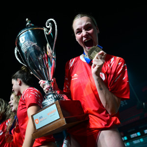 Μπριτ Φαν ντεν Ντόμπελστιν στο Athletiko: «Έμαθα ελληνικά σε λίγους μήνες, κανένα άγχος στα πέναλτι» (video)