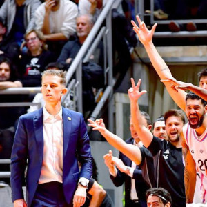 H Παρί κινδυνεύει να χάσει τον προπονητή της - «Σειρήνες» απ' το ΝΒΑ για τον 28χρονο recordman της EuroLeague