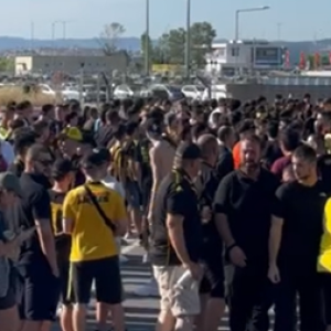 Ο κόσμος του Άρη άρχισε να μαζεύεται στο «Μακεδονία» για την υποδοχή στον Σπανούλη