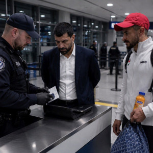 Οι αρχές των ΗΠΑ ανέκριναν επί επτά ώρες Ιρακινό διεθνή ποδοσφαιριστή