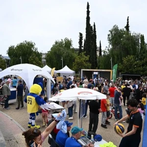 KAE Περιστέρι και Γ.Σ Περιστερίου συγκεντρώνουν είδη πρώτης ανάγκης: «Η Αλυσίδα της Προσφοράς μεγαλώνει»