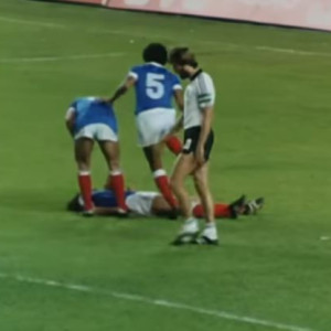 «Νόμιζα ότι ήταν νεκρός» - Η «Νύχτα της Σεβίλλης» έμεινε στην ιστορία των Μουντιάλ (video)