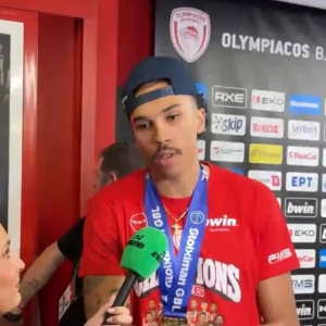 Γουόρντ στο Athletiko: «Δεν υπάρχει καλύτερο φινάλε από ένα πρωτάθλημα - Εδώ είναι Πειραιάς...» (video)