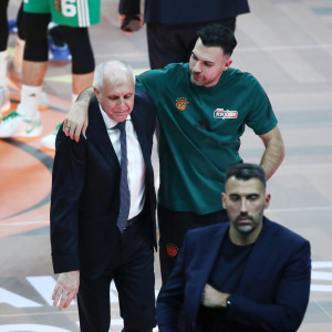 Ομπράντοβιτς: «Έχω μιλήσει με τον Σλούκα» - Τι είπε για Λεσόρ