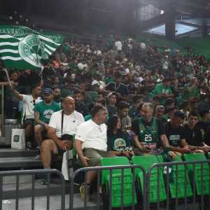 Γεμίζουν οι θύρες του T-Center για την παρουσίαση Ομπράντοβιτς