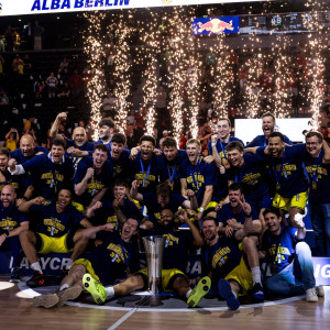 Η Άλμπα ολοκλήρωσε την «reverse sweep» και αναδείχθηκε Πρωταθλήτρια Γερμανίας - Τι έκανε ο Ντιμιτρίγεβιτς στους τελικούς