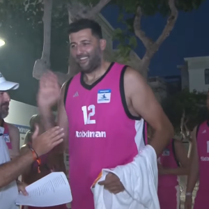 Πάτησε παρκέ ο Μπουρούσης (video)