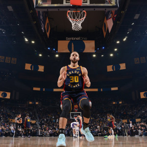 Στέφεν Κάρι: Ο άνθρωπος που έκανε το τρίποντο γραμμή της... φιλανθρωπίας