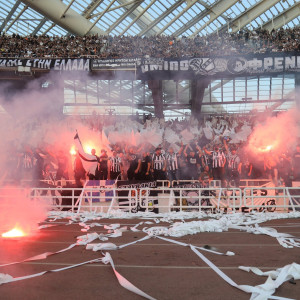 Δυναμικό παρών στο ΒΑΚ από τον κόσμο του ΟΦΗ και «ντόπες» ενόψει τελικού - Το δείπνο μήνυμα του Μπούση!