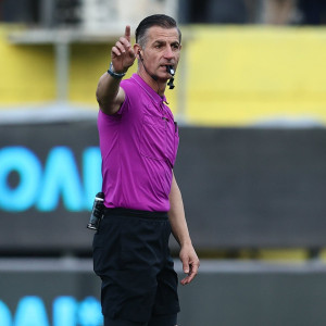 Υποβιβασμός Σιδηρόπουλου, μόνη στην elite η Αντωνίου: Η νέα λίστα διεθνών διαιτητών της ΕΠΟ για το 2026