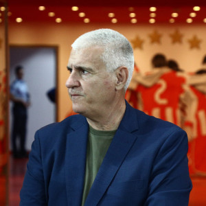 «Το νέο οργανόγραμμα του Ολυμπιακού θα επηρεάσει τις μεταγραφικές λίστες» (video)