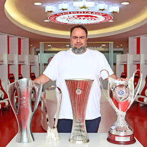 Footmercato για τα γενέλθια Ολυμπιακού: «Κορυφαίος πρόεδρος του ελληνικού ποδοσφαίρου ο Μαρινάκης»