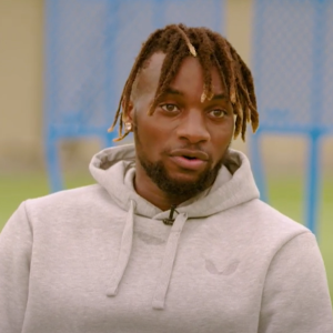 Αποχώρησε από την Κλουμπ Αμέρικα ο Σεν Μαξιμέν μετά από ρατσιστική επίθεση στις κόρες του