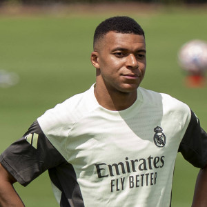 Φιάσκο της Ρεάλ Μαδρίτης με Εμπαπέ: Τον εξέτασαν στο λάθος γόνατο κι επιδεινώθηκε ο τραυματισμός του